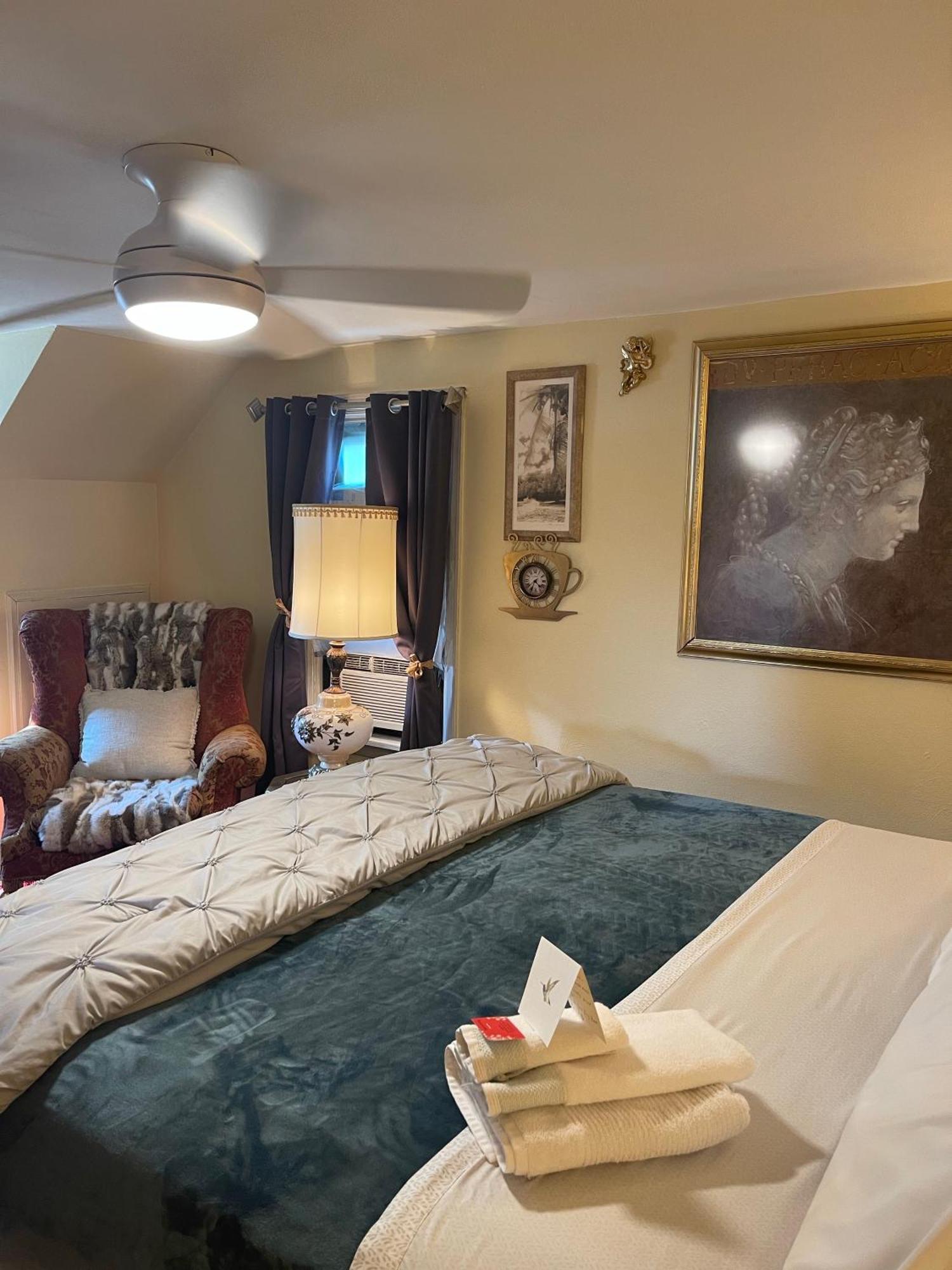 Cozy Room Near Airport & Highway Saint Louis Exterior photo