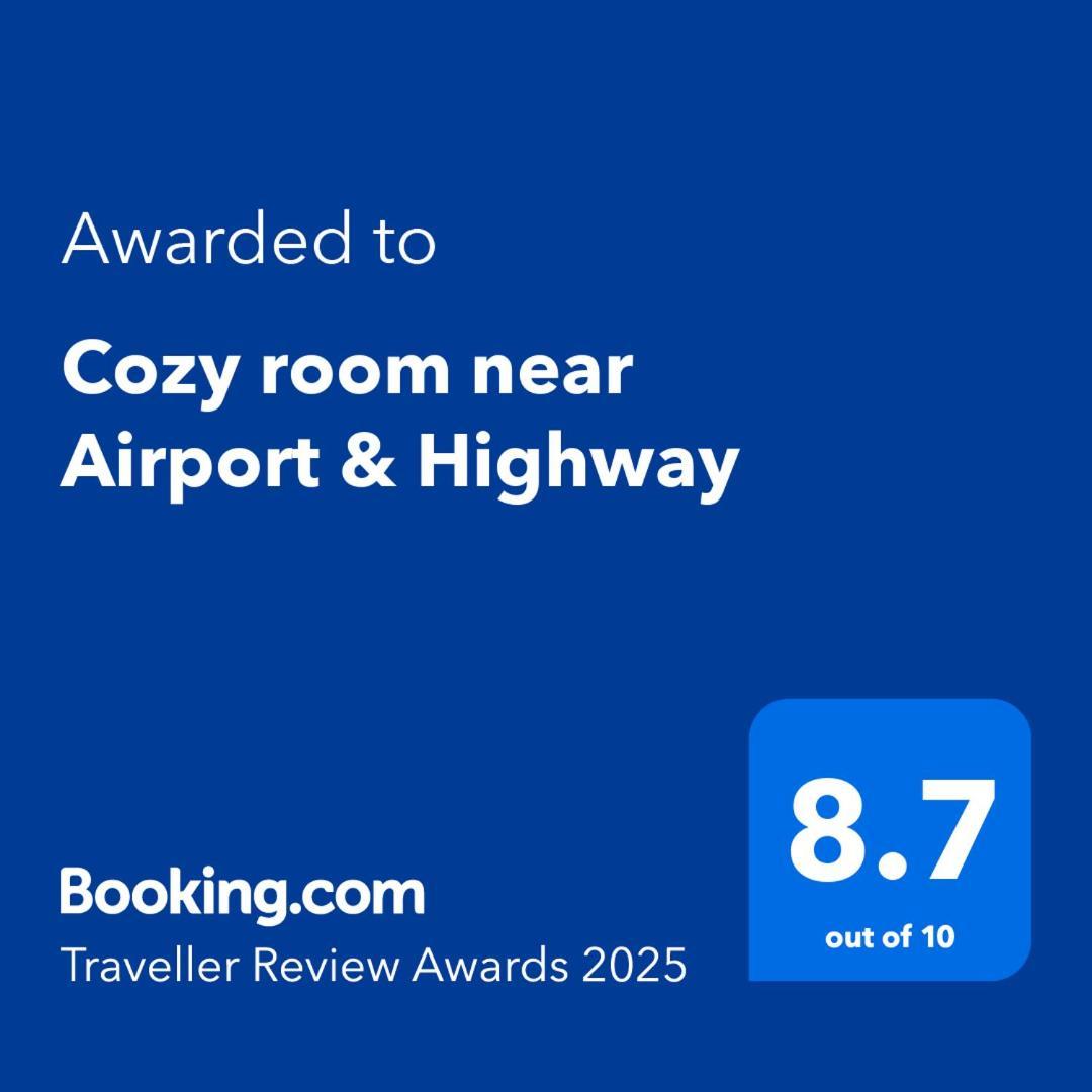 Cozy Room Near Airport & Highway Saint Louis Exterior photo